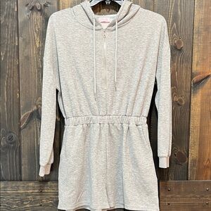 Pink Lily Sweatshirt Romper L Grey Soft Hooded Lounge Minimalist Neutral Hoodie